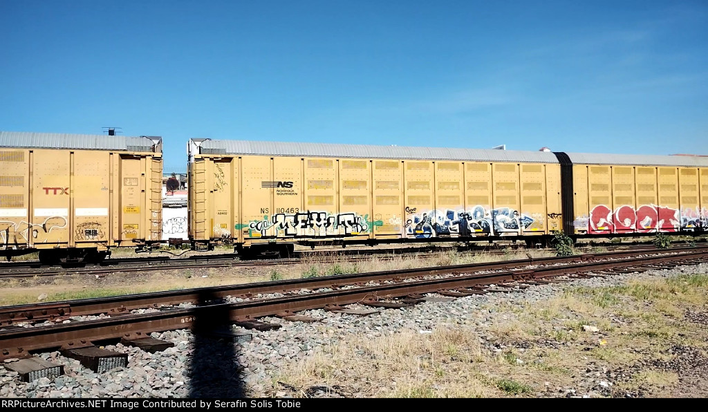 NS 110463 "B" Con Grafiti 